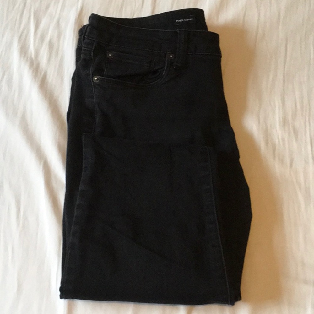 Black skinny jeans
